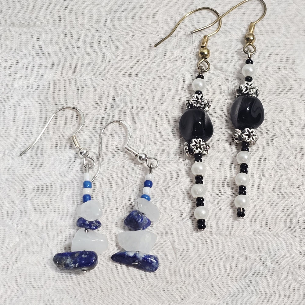 $1 With $5+ Bundle•Elegant Blue and Black Beaded Earrings Set 0291